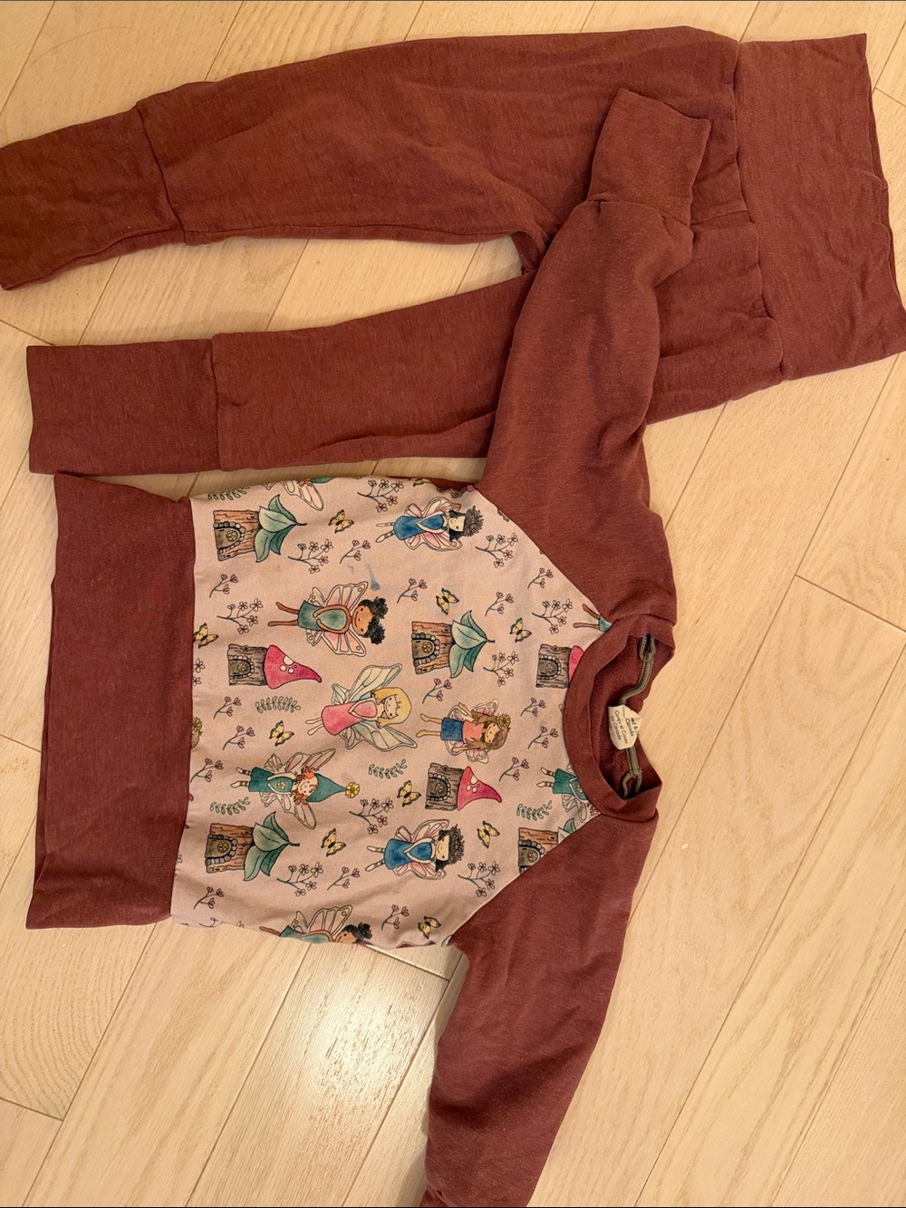 Kids Matching Sweatshirt & Jogger Set in Rust with Fairy Print
